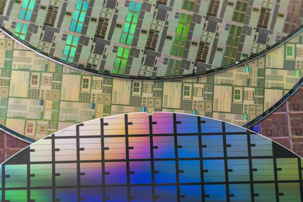 【半導体材料 × ICP-MS】 金属マトリクス試料中の ppt オーダーの Na、K の定量分析